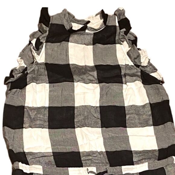 Cloth And Stone 📦 - Picture 6 of 8